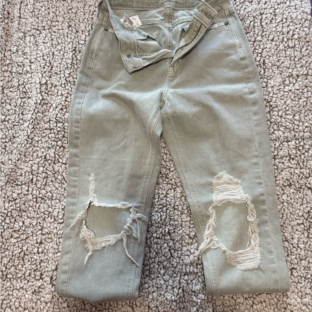 American Eagle Outfitters Light Gray Boyfriend Jeans